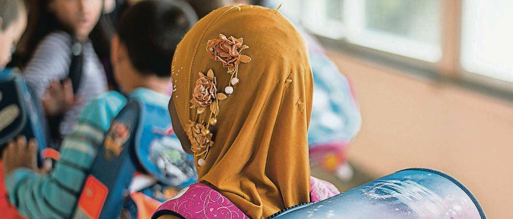 Nur ein Schulkind oder schon im Sog islamistischer Agitation? Die CSU will es herausfinden.