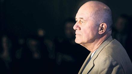 Gentleman Actor. Hanns Zischler steht im Ruf, der höchstwahrscheinlich klügste Schauspieler des Landes zu sein.