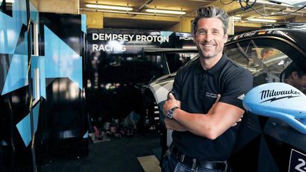 Seine große Leidenschaft. Patrick Dempsey ist nicht nur Schauspieler, sondern auch Rennfahrer. 2003 gründete er seinen eigenen Rennstall. Bekannt wurde der 51-jährige US-Amerikaner vor allem durch die Rolle des Dr. Derek Shepherd in der TV-Serie „Grey’s Anatomy“. Auch in zahlreichen Kinofilmen spielte er mit. 