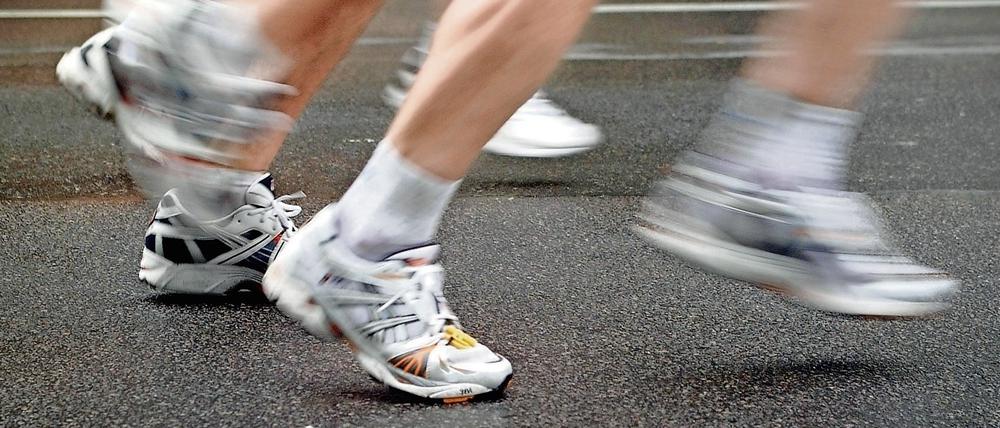 Tausende laufen am Mittwoch beim Firmenlauf durch Berlin.