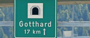 Die Einfahrt zum Gotthard-Tunnel in der Schweiz