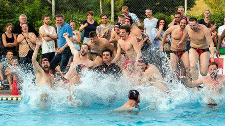 Sieg in Hannover: die Wasserballer aus Spandau, die gar nicht in Spandau spielen.