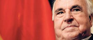 Kleinmütiger Kampf. Im Gegenwärtigen wird groß und größer, was schmutzig wirkt. Es geht darum, was von Helmut Kohl bleiben soll.