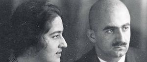Hoffnungsvoll.  Was Lilli Jahn aus Köln an ihren späteren Mann Ernst schreibt, strahlt vom Glauben an eine Liebe, die alle Schwierigkeiten der Zeit überwinden wird.