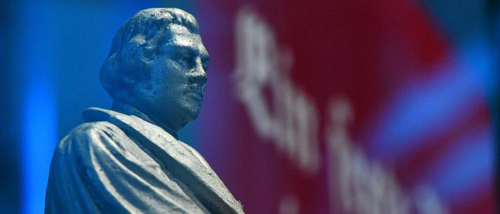 Luther überall. Im Deutschen Burgenmuseum in Bad Colberg-Heldburg ist eine Miniaturnachbildung des Wormser Luther-Denkmals in der Ausstellung "Eine feste Burg ist unser Gott" zu sehen.