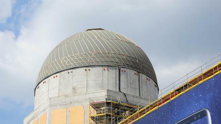 Die halbfertige Kuppel des Berliner Stadtschlosses.