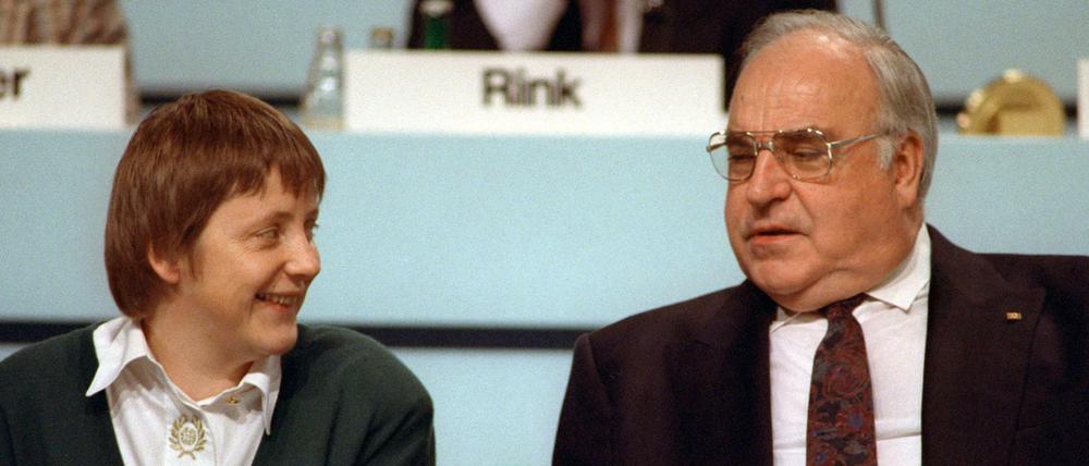 Helmut Kohl 1991, mit Angela Merkel, damals Frauenministerin 