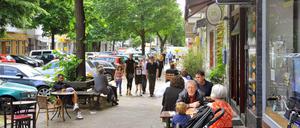 Sonnenallee, Neukölln. 1. FC Neukölln versteckt künftig seine Heimat im Namen.