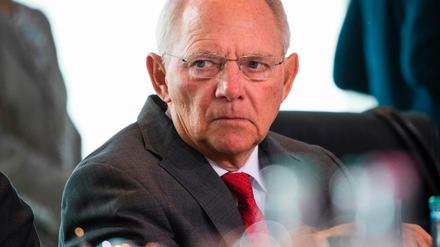 Finanzminister Wolfgang Schäuble: Wem gehört der Haushaltsüberschuss?