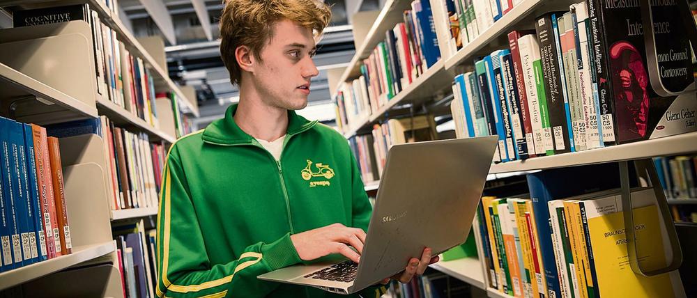 Klarheit bei digitalen Semesterapparaten. Dem neuen Urheberrecht können 15 Prozent eines Werkes ohne Erlaubnis des Verlags vervielfältigt werden, für eigene Forschungszwecke 75 Prozent.