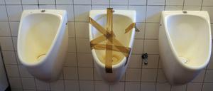 Die Hufeland-Oberschule in Berlin-Buch kämpft mit baufälligen Toiletten und schimmeligen Fenstern. 