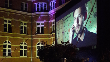 Ein Klassiker: das Open-Air-Kino in der Stadtbibliothek.