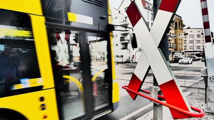 S-Bahnhof Tegel - rollen hier bald mehr S-Bahnen? Mehr Busse? Sogar die Regionalbahn?