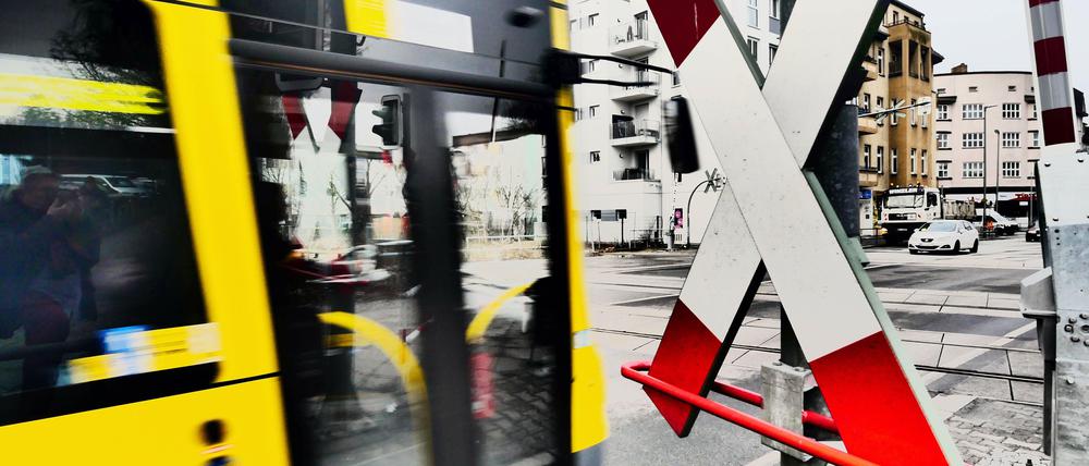 S-Bahnhof Tegel - rollen hier bald mehr S-Bahnen? Mehr Busse? Sogar die Regionalbahn?