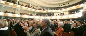 Hat es nicht leicht: das Publikum. Hier im Berliner Admiralspalast.