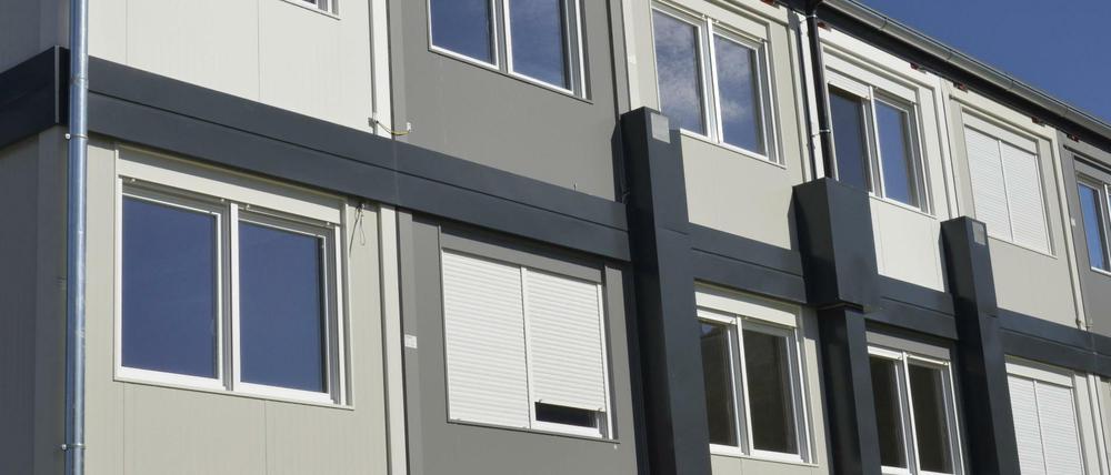 Eine Flüchtlingsunterkunft in Freiburg, kurz vor der Fertigstellung.