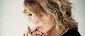 Aufbäumen gegen die Tränen. Die 1970 in Venezuela geborene Solistin Gabriela Montero verwandelt ihr Piano in ein Schlaginstrument.