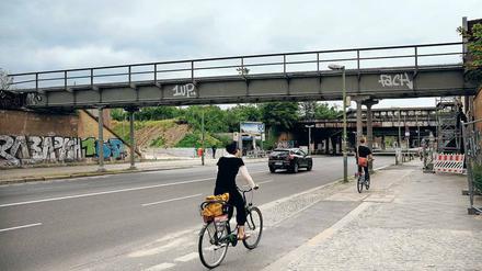 Kein Anschluss. Die Brücke Nummer 5 ist zwar saniert, aber nur optisch.