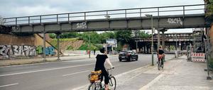 Kein Anschluss. Die Brücke Nummer 5 ist zwar saniert, aber nur optisch.