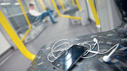 Haste mal Strom? In Testfahrzeugen soll es das schon geben. Jetzt soll die BVG außerdem ein lückenloses Netz bekommen. Traumhaft!