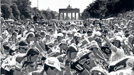 200 Fahrer, 100 Kilometer. Die Tour de France machte sich 1987 auf den Weg auch nach Spandau.