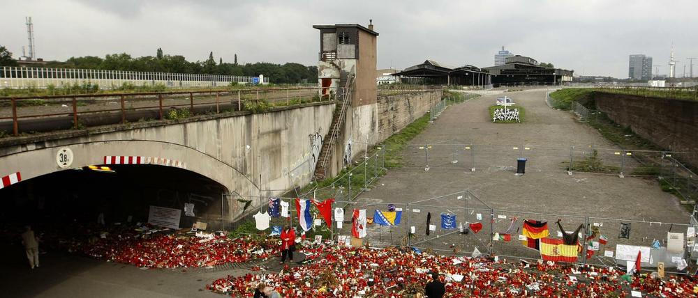 Auf dem Gelände - hier im September - waren 21 Menschen ums Leben gekommen.