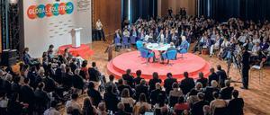 T-20-Talk zum Klima: Amar Bhattacharya (Brookings Institution), Conny Czymoch (Moderation), Nicholas Stern (London School of Economics), Ludger Schuknecht (Chefökonom im Bundesfinanzministerium) und Kurt Bock (BASF-Vorstand) (v.l.n.r.).