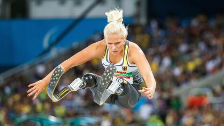 Im Glück. Vanessa Low gewann in Rio im Weitsprung die Goldmedaille.
