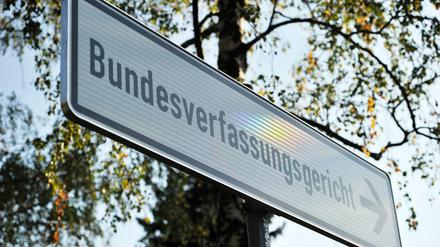 Viele Wege führen nach Karlsruhe, vor allem im Streit um das Kopftuch
