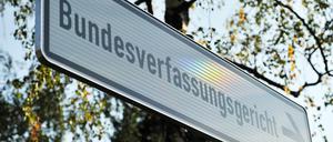 Viele Wege führen nach Karlsruhe, vor allem im Streit um das Kopftuch