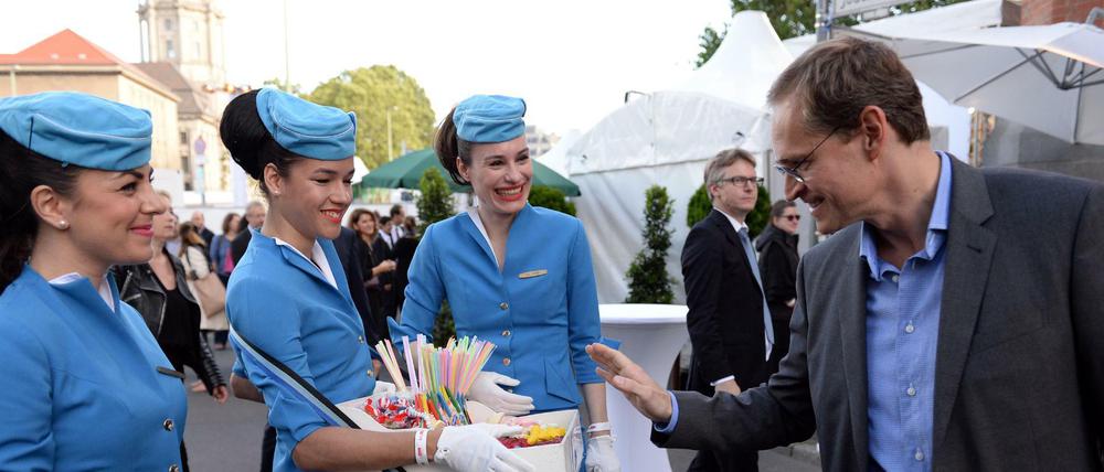 Berlins Regierender Bürgermeister Michael Müller (SPD) ist der Gastgeber des traditionellen Hoffests im Roten Rathaus.