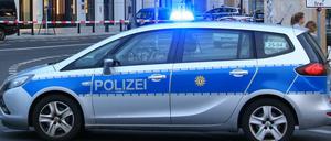 Der falsche Enkel rief die Polizei, um das Geschenk abzugeben (Archivbild).