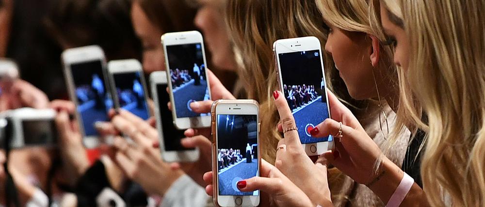 Mein Smartphone, mein Leben: Zwangstrennungen verursachen Herzrasen und Angtszustände.