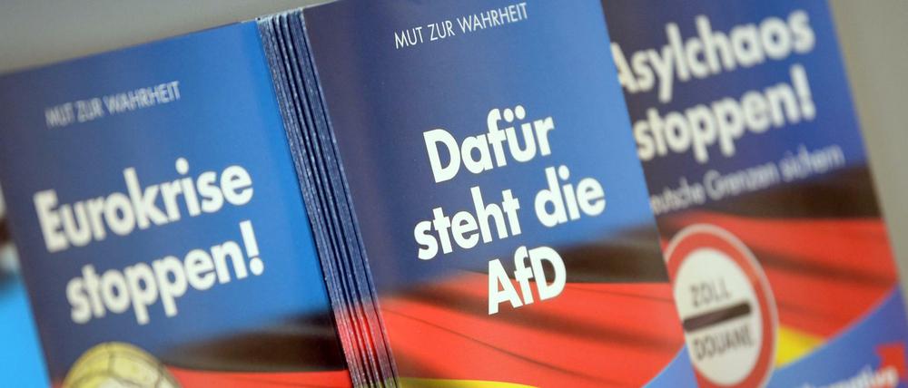 Werbematerial für die AfD im Kampagnenbüro für die Bundestagswahl 