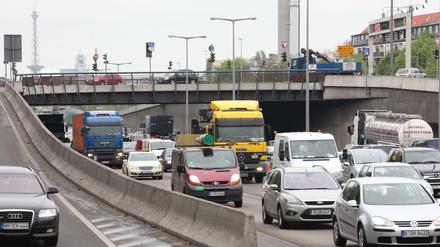 Auffahrt Hohenzollerndamm. Hier soll die Demo stattfinden.