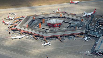 Der Plan steht. Die Bundesregierung will Tegel schließen - wie es mit Berlin und Brandenburg abgemacht war. Vergangene Woche hatte sich Verkehrsminister Dobrindt für die Offenhaltung ausgesprochen.