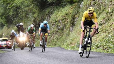 Froome fährt vornweg - ein gewohntes Bild bei der Tour de France.