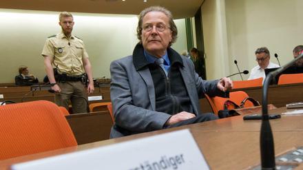 Der Freiburger Psychiater Joachim Bauer im Gerichtssaal in München.