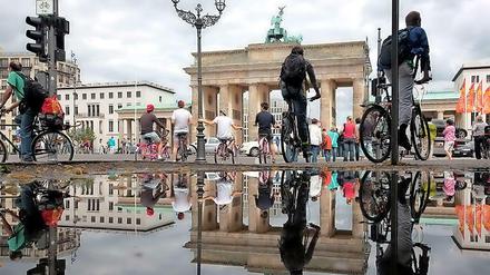 Wachsende Bewegung. Der Radverkehr in Berlin nimmt stetig zu - bei jedem Wetter.