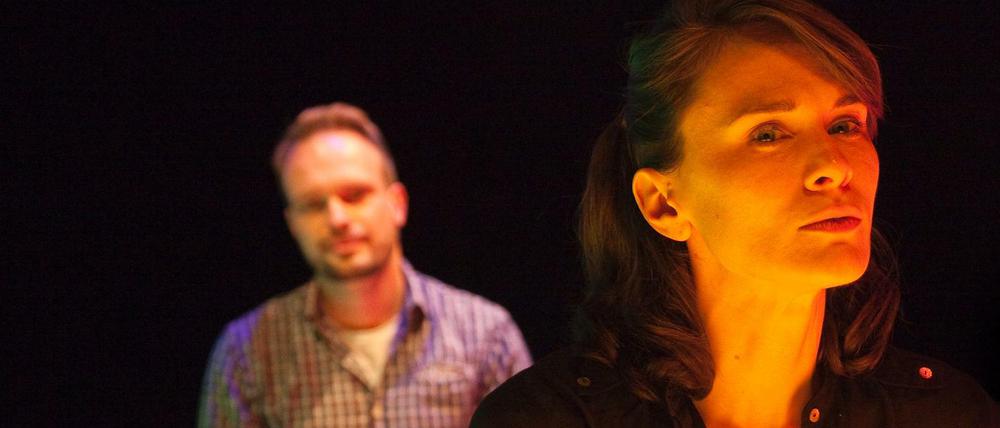 Dating in Tinder-Zeiten. Die Schauspielerin Catherine Duquette interagiert für ihre Performance mit dem Publikum.