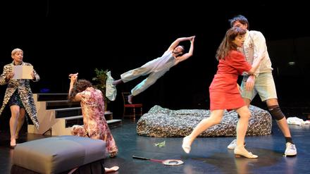 Das Dorky-Park-Ensemble in "The Pose".