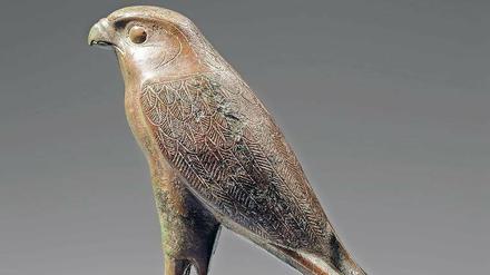 Objekte der Verehrung. Statuette des ägyptischen Gottes Horus, 664–332 v. Chr.