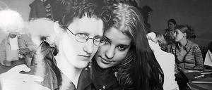 Unsere Autorin Mara Giese (links), sie betreibt den Buchblog "Buzzaldrins".