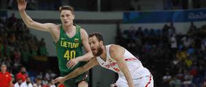 Marius Grigonis (links) spielte für die litauische Nationalmannschaft bei den Olympischen Spielen in Rio. 