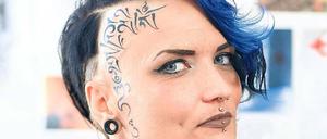 Luisa Möckel liebt ihre Tatoos und kann sie gar nicht zählen.
