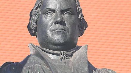 Deutliche Worte. Luthers Judenhass war nicht allein theologisch motiviert. Die Kirche vermeidet im Lutherjahr trotzdem das Wort Antisemitismus. 