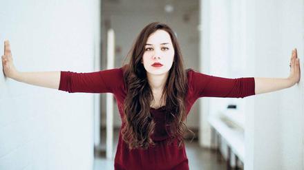 Zainab Alsawah stammt aus Homs und studiert Schauspiel an der UdK Berlin. Ihre erste Fernsehrolle wird sie im Herbst spielen. 