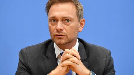 Der FDP-Vorsitzende Christian Lindner setzt sich für die Offenhaltung des Flughafens Berlin-Tegel ein.
