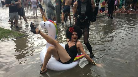 CSD in Berlin. Im Regen. 