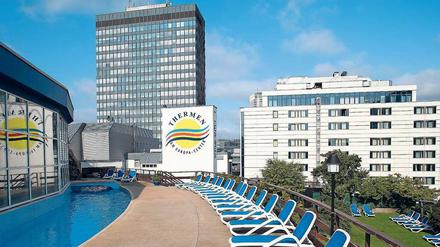 Morgenliege. Hier sonnen die Leute sich bald unterm Drehstern.